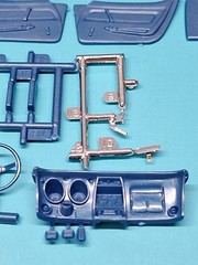 Revell AMT Ertl Monogram MPC 1/25 Model Part 1969 Corvette Complete Interior