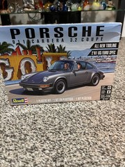 1980’s PORSCHE 911 CARRERA 3.2 COUPE 1/24 REVELL MODEL KIT NIB NEW!!!!