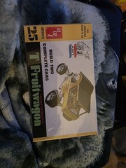 NIB AMT 1925 T Fruit Wagon 1:25 Scale Two In One Model Kit 869/12