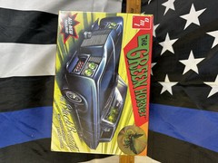 AMT AMT1271/12 The Green Hornet Black Beauty: Model Kit 1/25 Scale