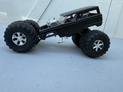 4 Vintage MONSTER TRUCK Model Truck Junk Yard Plastic Scale