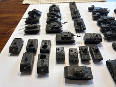 LOT Of 40 1/87 Roco Minitanks Austria 32 Tanks 8 Trucks DBGM HO SCALE