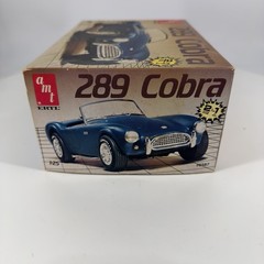 AMT Ertl 1/25 Scale 64′ Ford Shelby Cobra 289 Roadster Open Box, 2 Sealed Bags