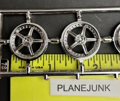 CUSTOM WHEELS 272 1647 Model Car Parts COMBINE PARTS
