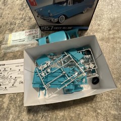 AMT 1957 Chevy Bel Air Model Car Scale 1:25 – Blue/White