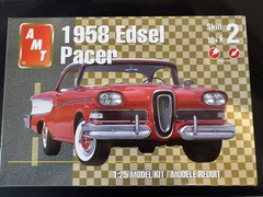 AMT 31979 1/25 58 Edsel Pacer Parts Bash White Wall
