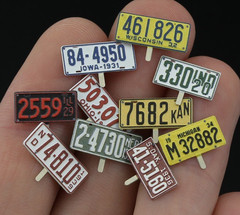Quinta Studio 1/24 1/25 Metal License Plates SD ND KS OH WI MI IL NE IA 1920-30s
