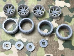 Resin 24-in. “Arkon Lincoln” Truck wheels with 32 in. offroad tires ,1/24,1/25