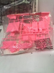 1/25 MONOGRAM 1959 CADILLAC ELDORADO CONVERTIBLE PINK MODEL CAR KIT