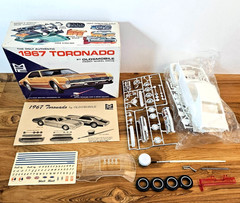 Vintage MPC 1/25 1967 Toronado Oldsmobile Model, Bagged UNUSED COMPLETE