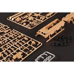 1/72 HobbyBoss Russian 9K79 Tochka SS-21 Scarab IRBM Missile Vehicle Model Kits