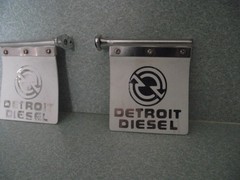 “DETROIT DIESEL” TAMIYA 1/14 SCALE MUD FLAP VINYL DIE CUT DECALS 1:14