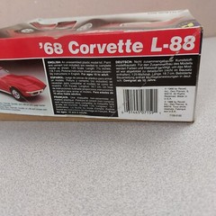 Revell 68 Corvette L-88 Muscle Car 1988 Model Kit #7159 1/25 Unpunched READ