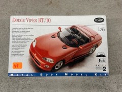 Testors Dodge Viper RT/10 Metal Body 1/43 Model Kit #135 1998 NEW SEALED