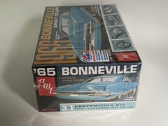 AMT 1965 Pontiac Bonneville Sport 3’n1 Retro Deluxe Plastic Model Kit Sealed Box