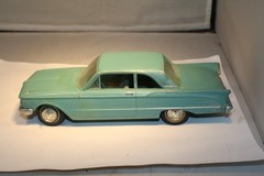1961 Mercury Comet 2-Door Coupe 1:25 Scale Promo Model Car AMT Made in USA
