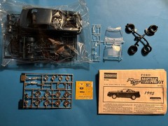 1995 FORD MUSTANG GT COUPE MODEL KIT MONOGRAM 1/25 SCALE NEW IN OPEN BOX LOOK!!!