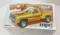 MPC 1/25 Scale Sod Buster Chevy 4×4 Pickup Truck Model Kit Sealed