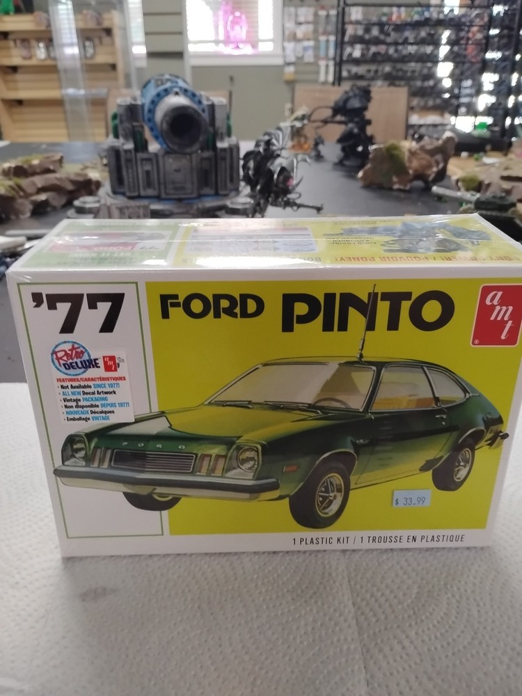 Sealed AMT 1:25 Scale 77′ Ford Pinto