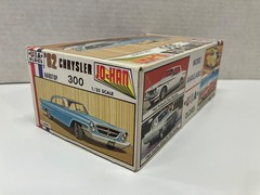 VINTAGE ORIGINAL JO-HAN 1/25 SCALE 1962 CHRYSLER 300 HARDTOP MODEL KIT