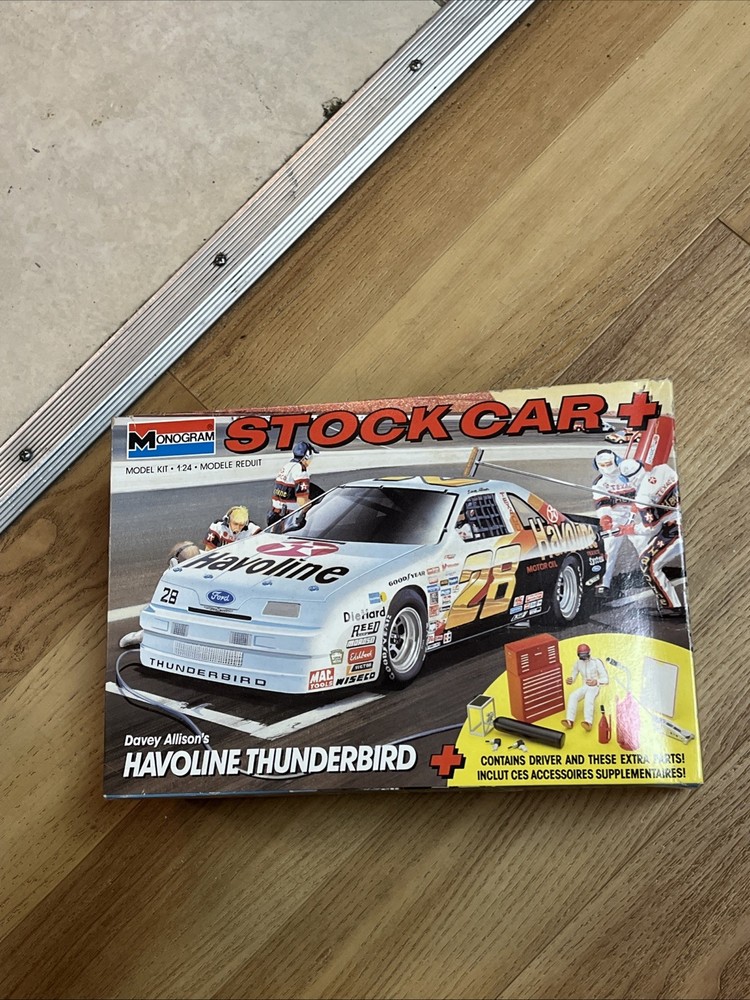 VINTAGE 1990 Monogram Davey Allison’s Havoline Thunderbird Model Kit #5