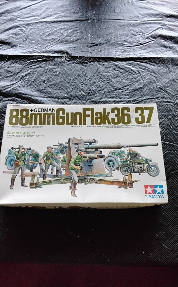 TAMIYA #35017 GERMAN 88MM GUN FLAK 36/37 FIGURES 1/35 SCALE MODEL Open Box NEW
