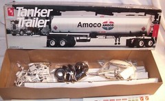 AMT AMOCO TANKER TRAILER SEMI MODEL KIT 1/25TH BOXED 6698