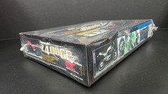 UNION MODEL KAWASAKI Z400GP WITH CUSTOM CHAMP ON THE ROAD MOTORCYCLE 1/15 SR