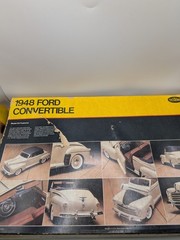 Testors 105 Scale 1/25 1948 Ford Convertible Open Box Instructions Included