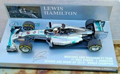 1/43 MINICHAMPS MERCEDES AMG PETRONAS F1 Team Hamilton,world champion2014 !!