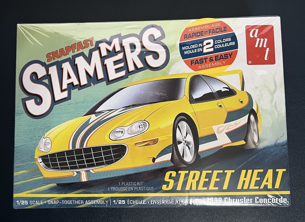 AMT #1227 STREET HEAT 1998 CHRYSLER CONCORDE SLAMMERS SNAP 1:25 SCALE MODEL KIT