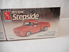 AMT Walmart Pickups Special Value 2 Pack 1972 GMC Stepside & Chevrolet Sportside