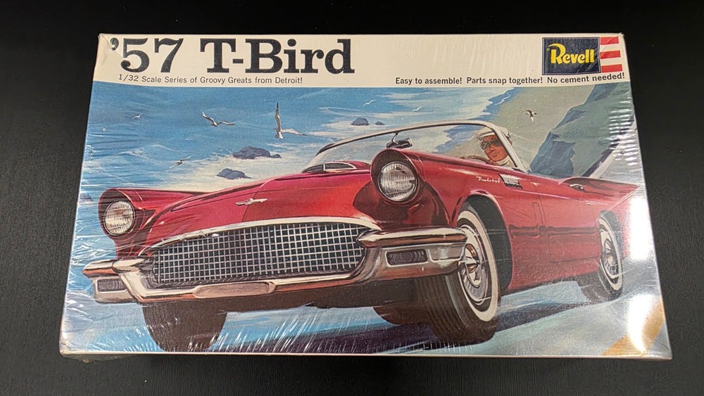 REVELL 1957 ’57 T-BIRD THUNDERBIRD 1/32 SEALED FL2