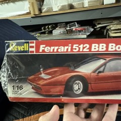 Revell Ferrari 512 BB Boxer Berlinetta Sealed 1/16 Model Kit
