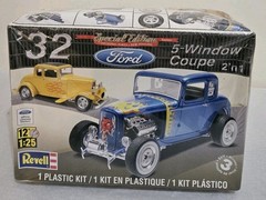 1/25 Revell 1932 Ford 5-Window Coupe 2′ n 1 Plastic Model Car Kit 85-4228