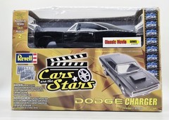 REVEL MODEL KIT**DODGE CHARGER CARS are the STARS-1/25 SCALE-CLASSIC MOVIE