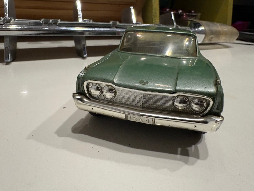 1960 Ford Galaxie 500 4-door Hardtop Dealer Promo Model Car