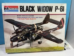 1:48 MONOGRAM MILITARY BLACK WIDOW P-61 WWII FIGHTER SEALED CO