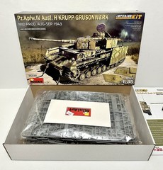 MiniArt #35330 1/35 PzKpfw.IV Ausf. H Krupp-Grusonwerk Mid Prod w/Full Interior