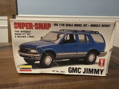 Lindberg Super-Snap GMC Jimmy 1/20 Scale Model Kit #72611 Open Box