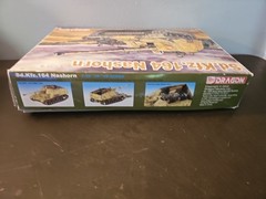 1/35 NASHORN SD.KFZ 164 GERMAN WW 2 TANK Dragon OB Sealed Contents complete 6166