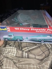 Revell ’65 Chevy Stepside Pickup & Hemi-Hydro Combo. SEALED