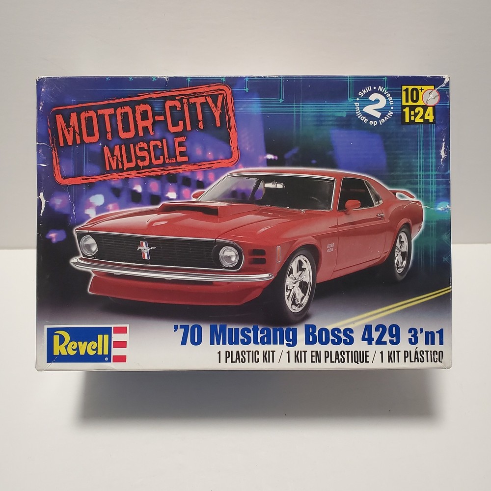 Revell 2149 70 Mustang Boss 429 3 n 1 “Motor City Muscle” Model Kit Open Box