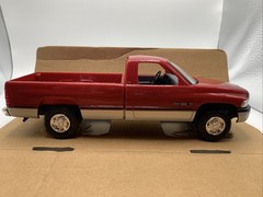 AMT ERTL Dealer Promo Car 1994 Dodge Ram 2500 Pick Up Flame Red/Silver #6194