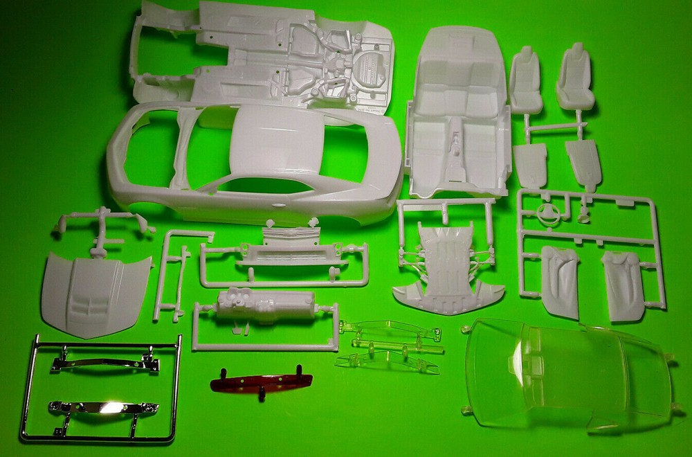 2013 Camaro ZL1 1/25 Hood Body Glass Interior Slot Car Build Model Car Kit Part