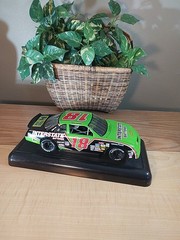 VTG Dale Jarrett #18 1:24 Interstate Batteries Chevrolet Lumina NASCAR W/Stand
