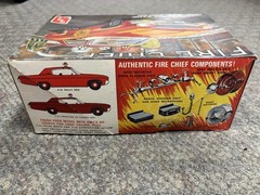 + AMT 1/25 Scale Fire Chief Plastic Model Kit T223 w/ Box – Partial Start