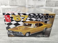 AMT 1967 ’67 Chevelle Pro Street 1/25 Scale Plastic Model Kit AMT876M/12 Sealed