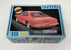 AMT 1/25 1969 Chevrolet Corvair 3n1