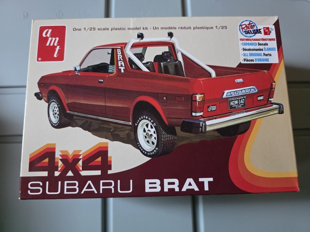 AMT 1128M Subaru Brat 4X4 Model 1:25 Stock-Custom Retro Deluxe Sealed 2019